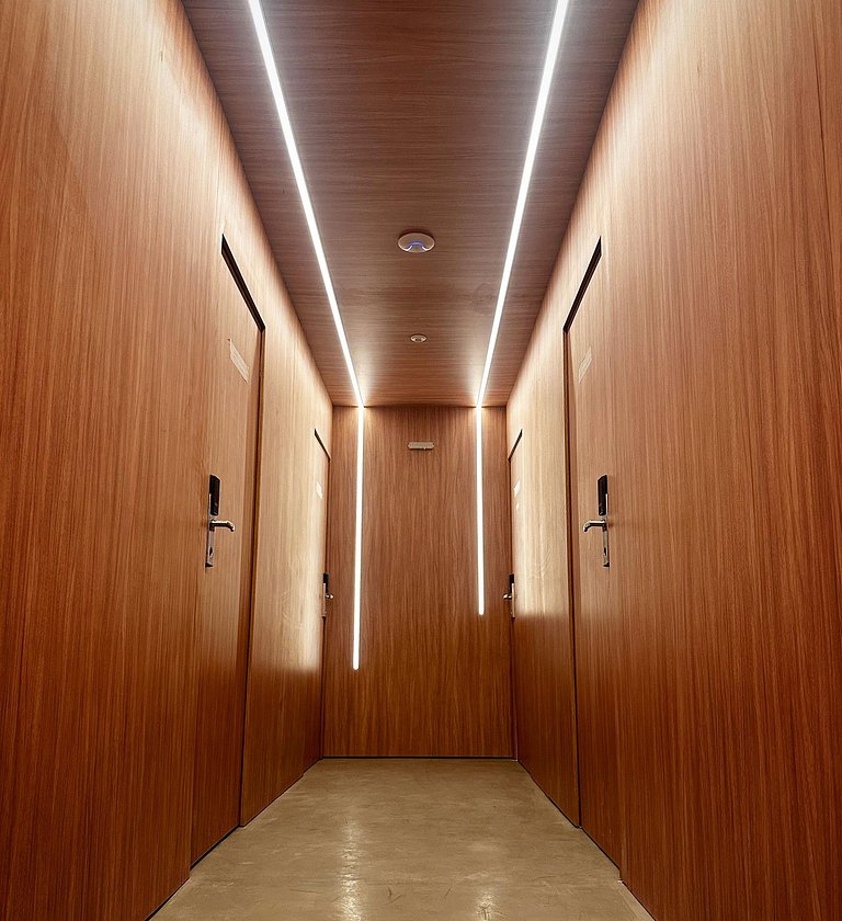 Damani Studios 206