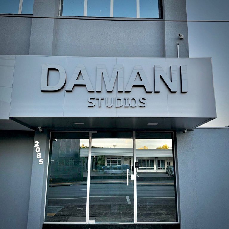 Damani Studios 103