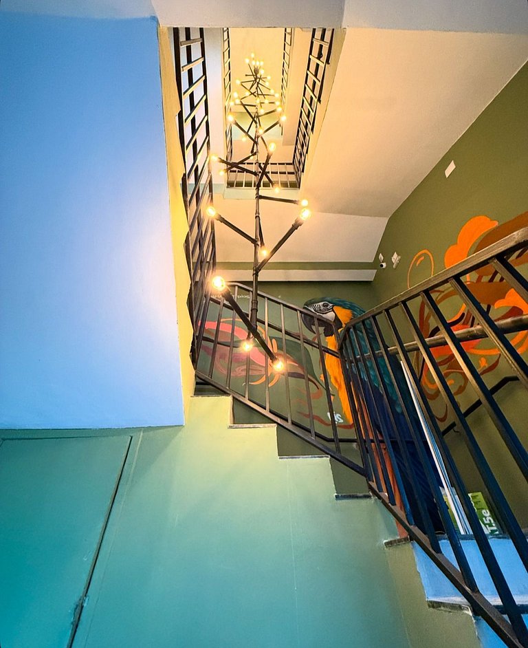 Damani Studios 207