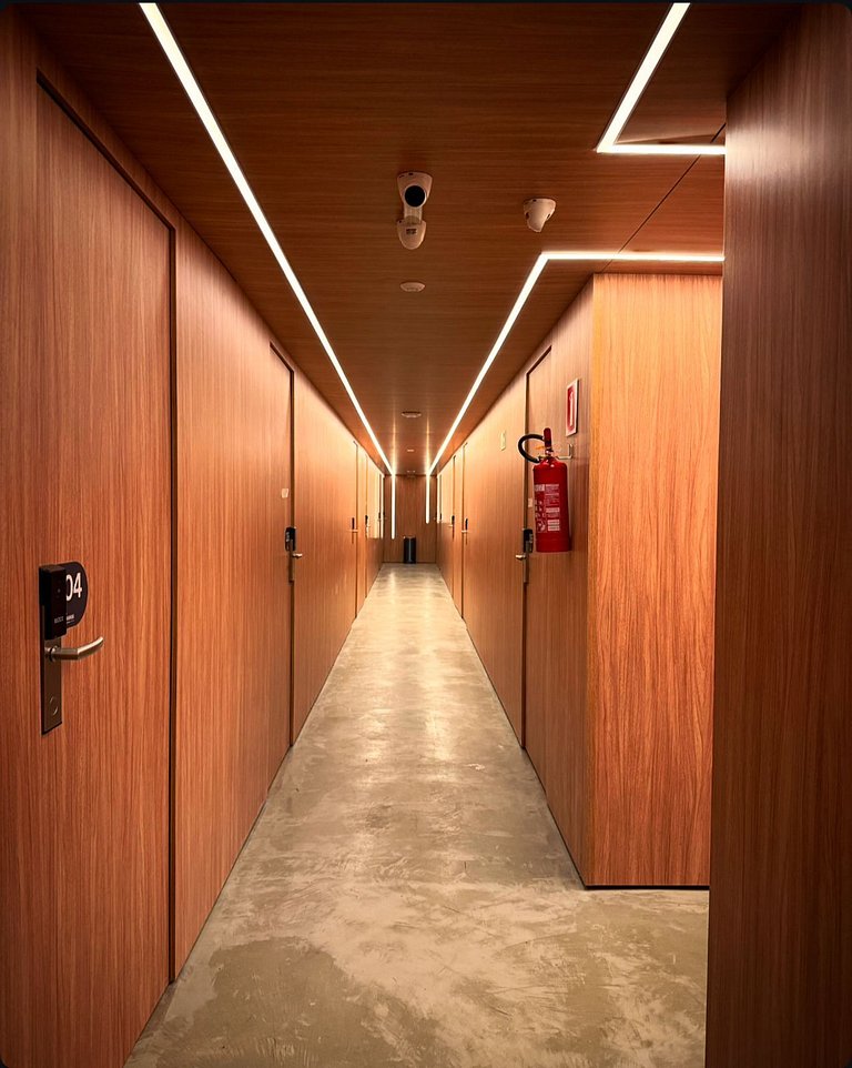 Damani Studios 212