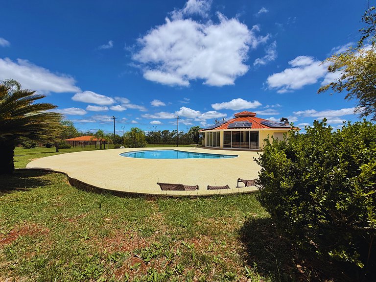 Refúgio Privativo em Foz do Iguaçu | Piscina & Lago