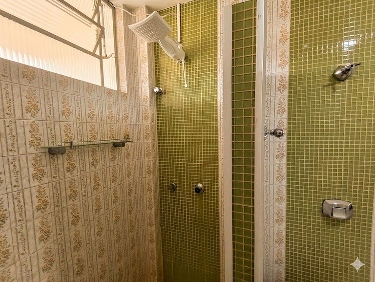 Amplo apto 3 quart no Centro de Foz – Ed. Londrina