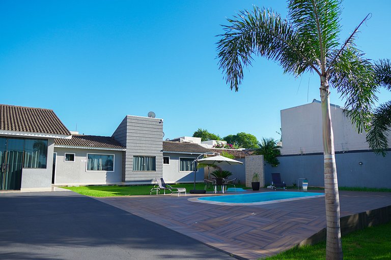 Casa Beverly, com Piscina, 3 Quartos e Churrasqueira